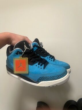 Jordan Low-Top Sneakers in Blue and Black
